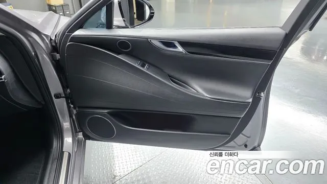 Genesis G80 RG3 — Фото автомобиля 14