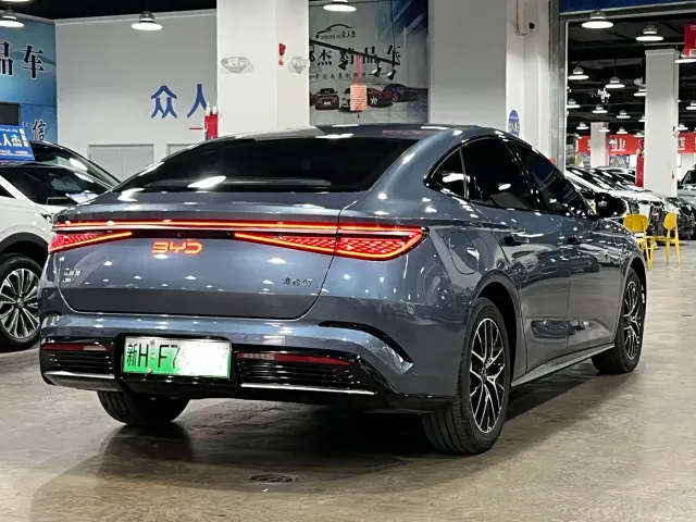 BYD Seal 07 DM-i — Фото автомобиля 5