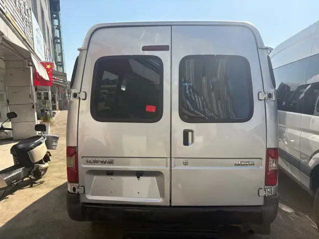 JMC Tesun — Фото автомобиля 9