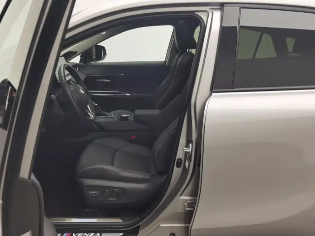 Toyota Venza — Фото автомобиля 10