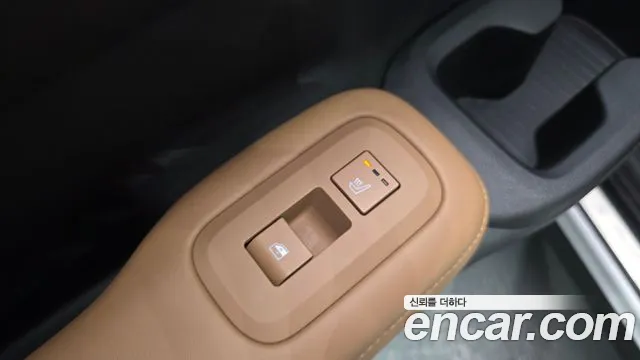 Hyundai Santafe Santa Fe (MX5) Бензин 2.5T 2WD — Фото автомобиля 19