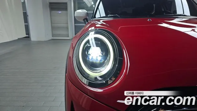 Mini Cooper Cooper 5 дверей Classic — Фото автомобиля 22
