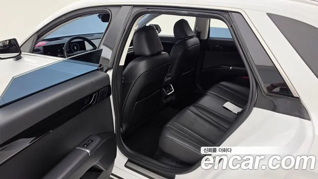 Hyundai Grandeur GN7 — Фото автомобиля 12