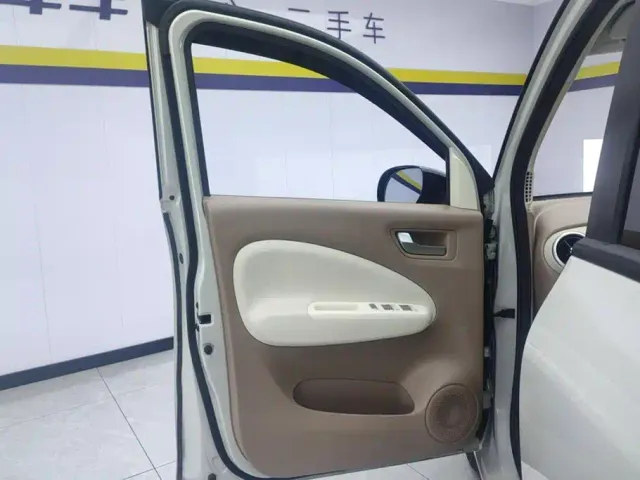 Wuling Hongguang Mini EV — Фото автомобиля 7