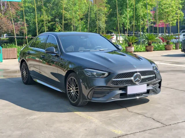 Mercedes-Benz C-Class — Фото автомобиля 3