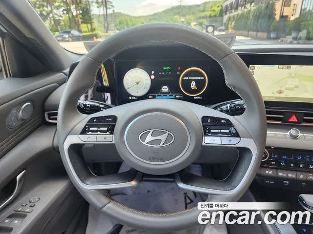 Hyundai Avante CN7 — Фото автомобиля 9