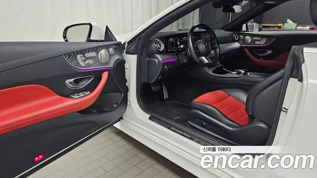 Mercedes-Benz E-Class — Фото автомобиля 10