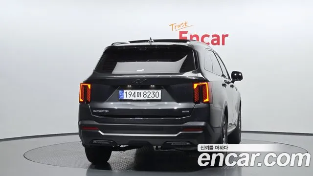 Kia Sorento — Фото автомобиля 4