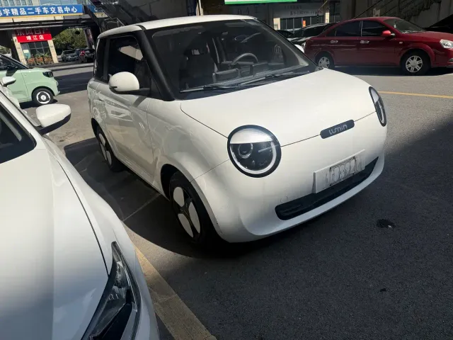 Changan Lumin — Фото автомобиля 3