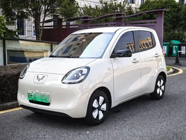 Фотография автомобиля — Wuling Hongguang Mini EV