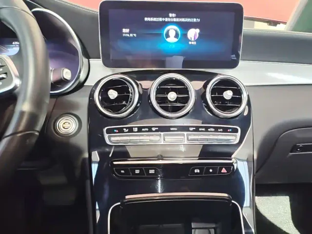 Mercedes-Benz GLC Coupe — Фото автомобиля 12