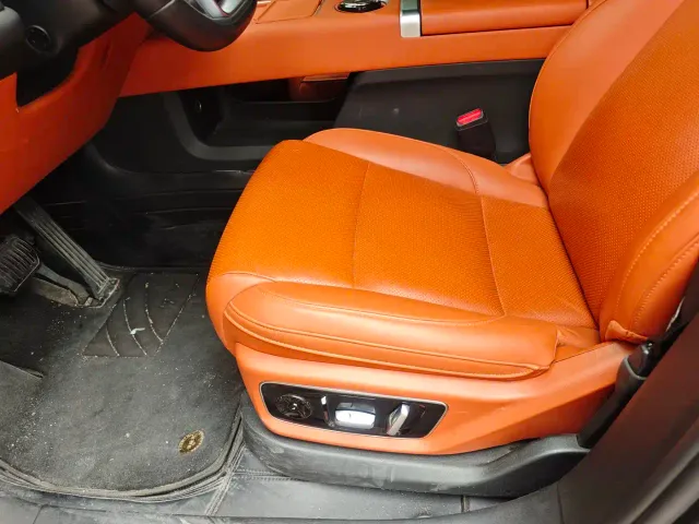 Li Auto L7 — Фото автомобиля 14