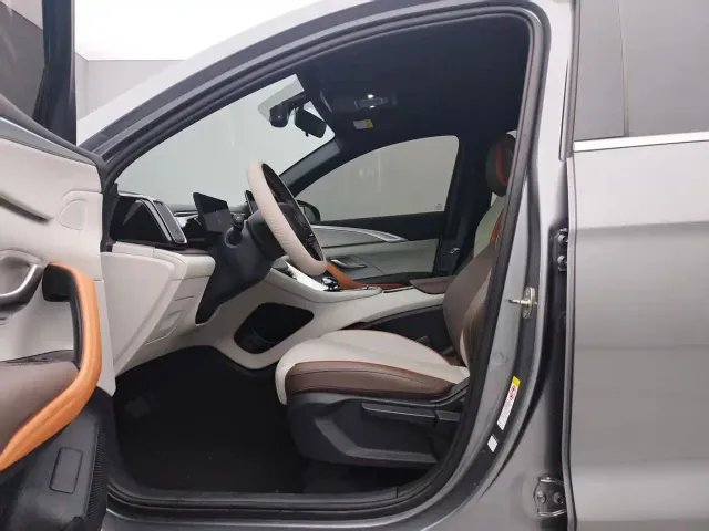 BYD Song Pro — Фото автомобиля 12