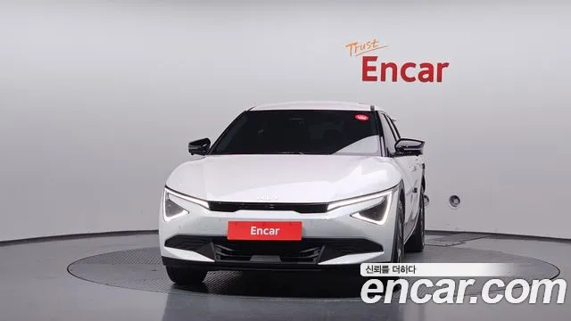 Kia EV6 New — Фото автомобиля 3