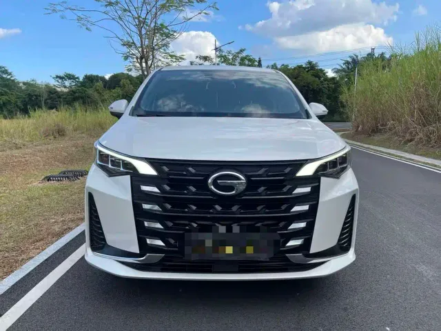 GAC Trumpchi M6 — Фото автомобиля 2