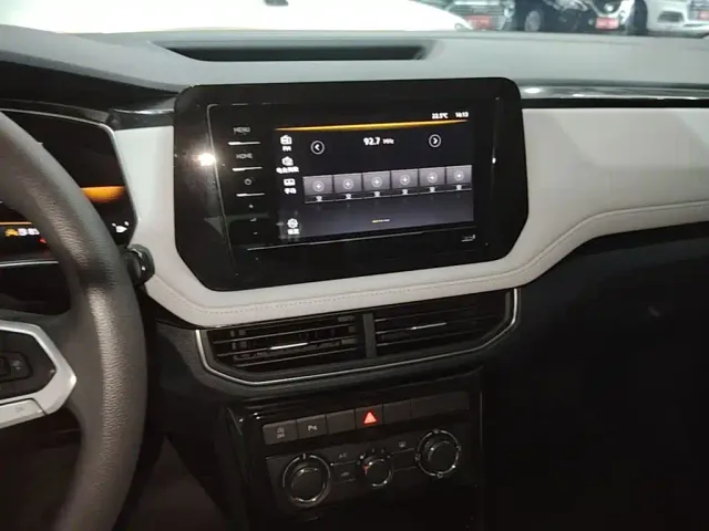 Volkswagen Tharu — Фото автомобиля 12