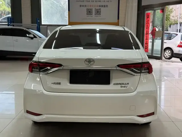 Toyota Corolla — Фото автомобиля 5