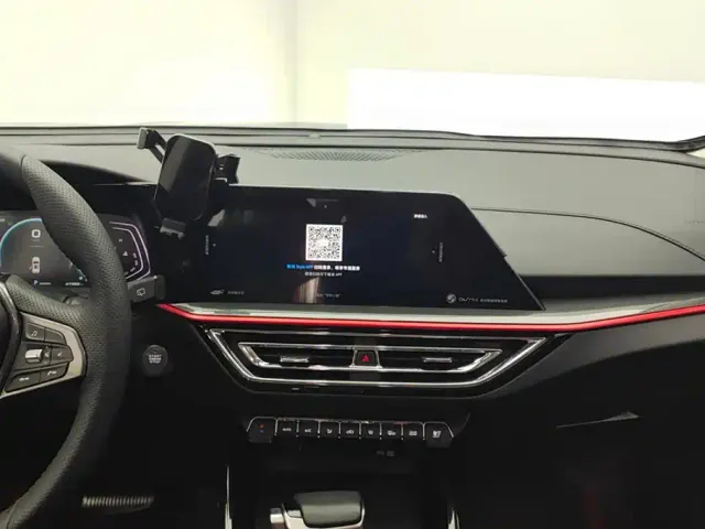 Changan Oushang X5 — Фото автомобиля 13