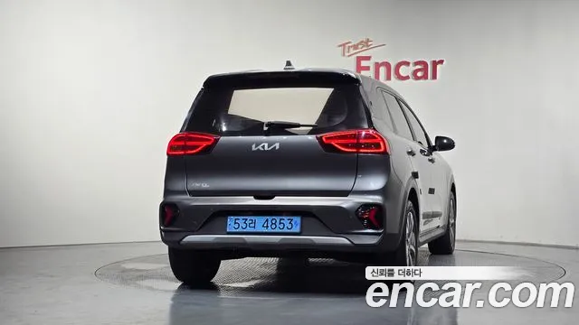 Kia Niro Niro Plus Air (Такси) — Фото автомобиля 4