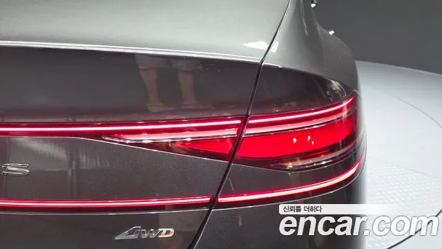 Genesis G90 Бензин 3.5 турбо AWD — Фото автомобиля 21