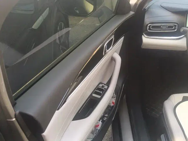 Geely Galaxy Stellar 6 — Фото автомобиля 7