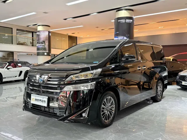 Фотография автомобиля — Toyota Vellfire