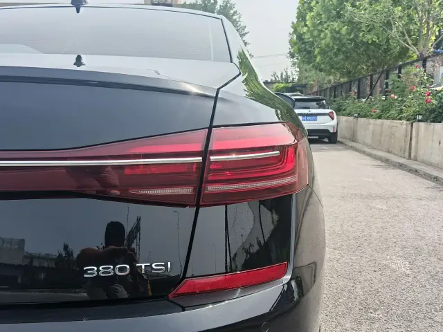 Volkswagen Passat — Фото автомобиля 10
