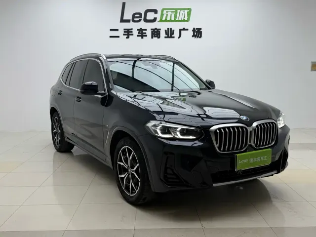 BMW X3 — Фото автомобиля 2