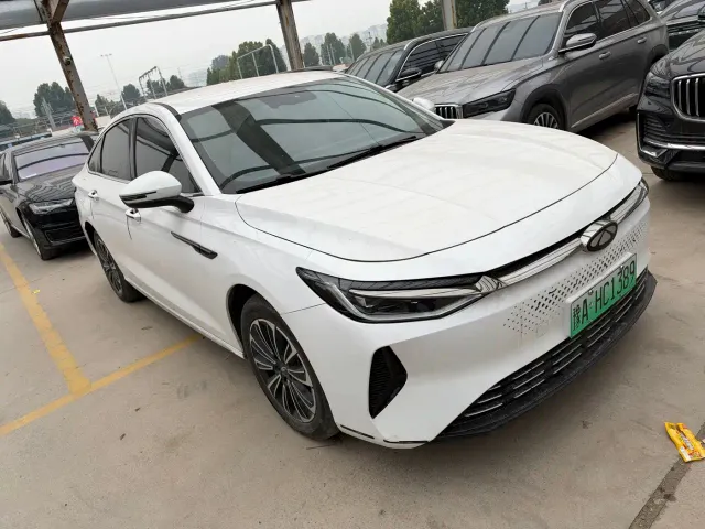 Chery Fulwin A8 — Фото автомобиля 3
