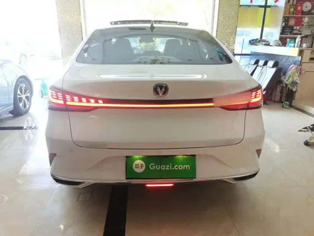 Changan Raeton Plus — Фото автомобиля 3