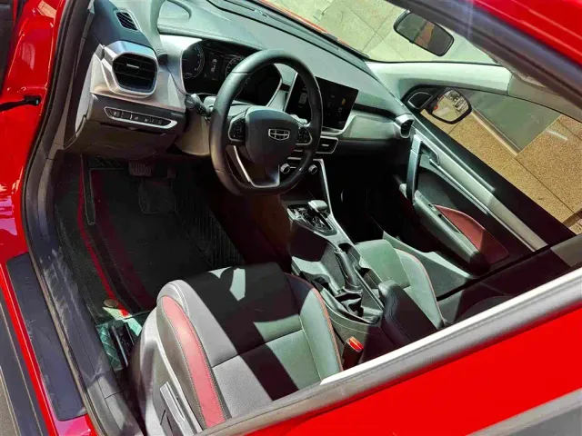 Geely Binyue — Фото автомобиля 4