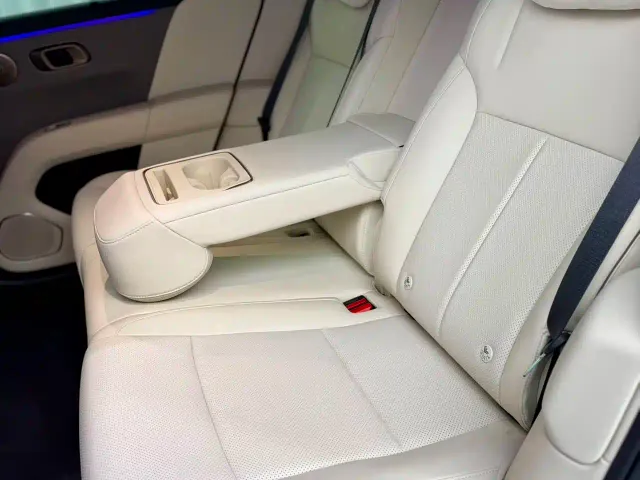Li Auto i6 — Фото автомобиля 9