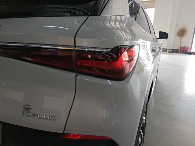 BYD Yuan PLUS — Фото автомобиля 7