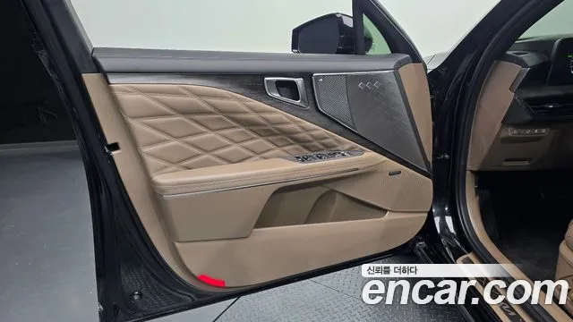 Kia K8 Hybrid — Фото автомобиля 13