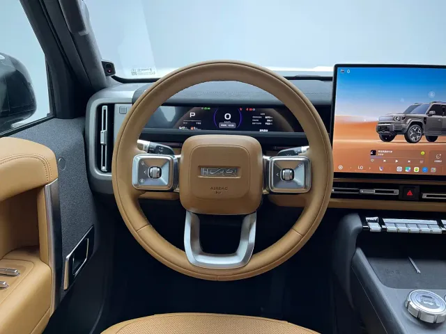 iCAR V27 — Фото автомобиля 12