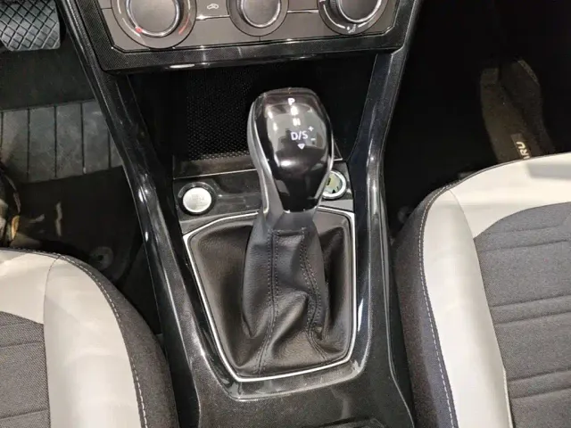 Volkswagen Tharu — Фото автомобиля 13