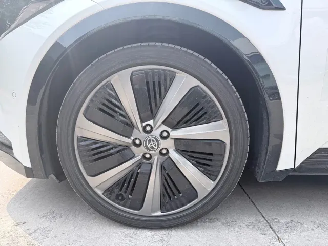 Toyota Toyota bZ5 2025 550 PRO Smart Edition — Фото автомобиля 14