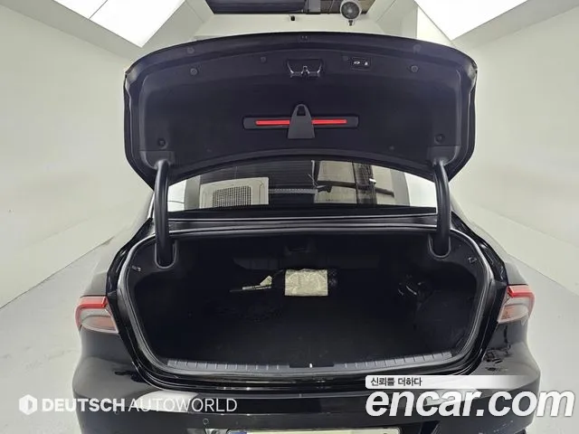 Hyundai Grandeur (New) Hybrid — Фото автомобиля 19