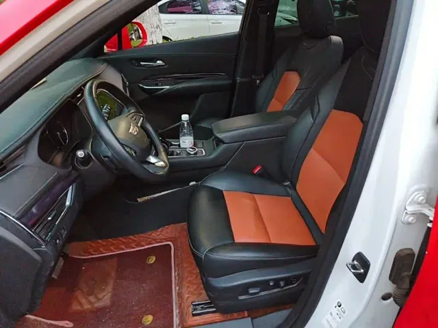 Cadillac XT4 — Фото автомобиля 7