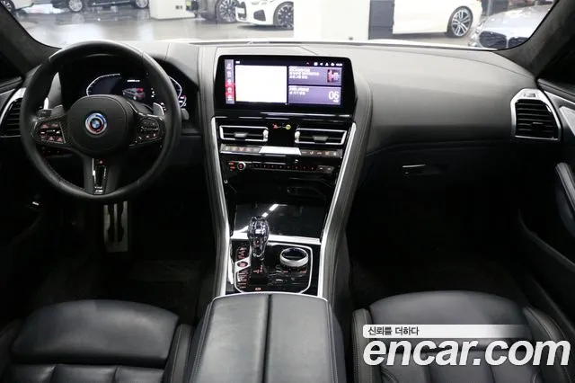 BMW 8 Series G15 — Фото автомобиля 7