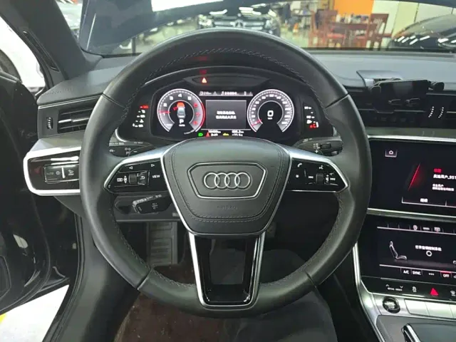 Audi A6L — Фото автомобиля 10
