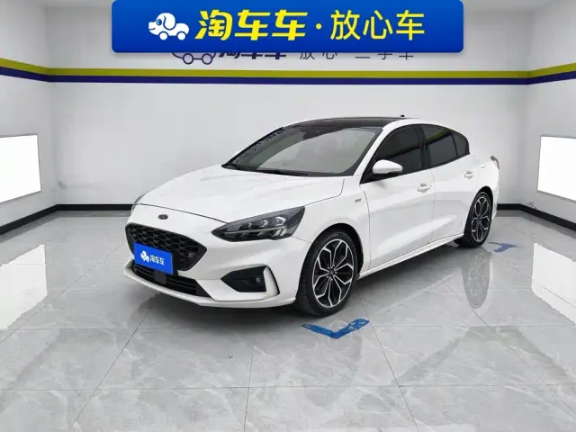 Фотография автомобиля — Ford Focus