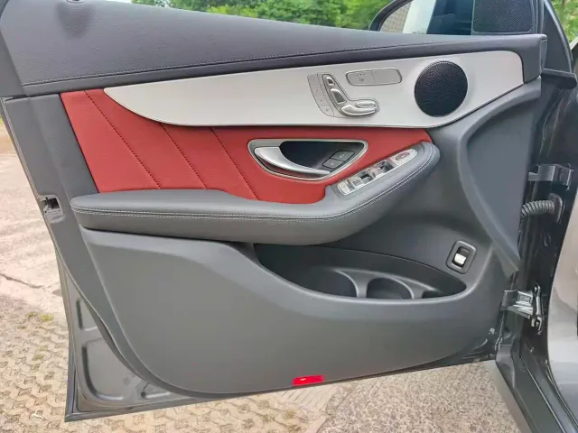 Mercedes-Benz GLC Coupe — Фото автомобиля 9