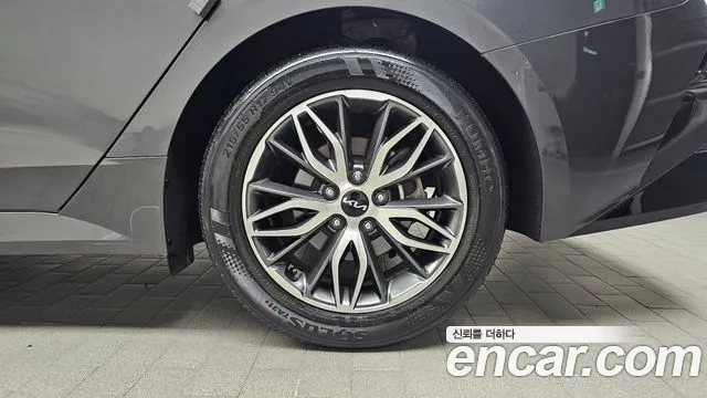 Kia K5 K5 3 поколение 2.0 LPI(Для проката) — Фото автомобиля 21