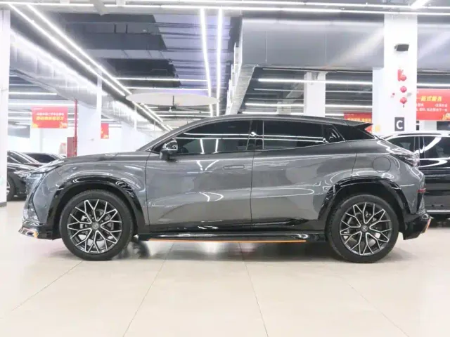 Changan UNI-T — Фото автомобиля 3