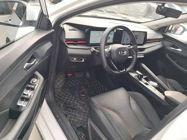 Geely Binrui — Фото автомобиля 15
