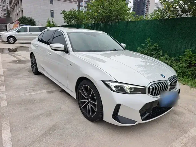 BMW 3 Series — Фото автомобиля 3
