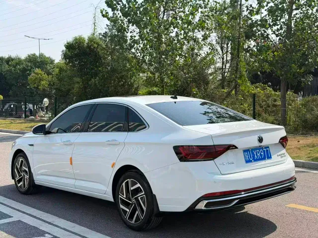 Volkswagen Sagitar — Фото автомобиля 15