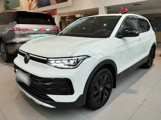 Фотография автомобиля — Volkswagen Tharu