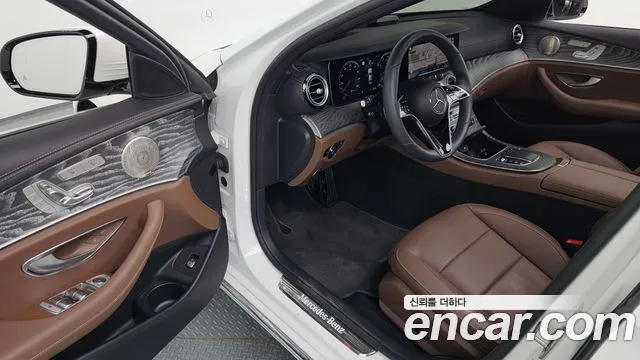 Mercedes-Benz E-Class E-класс W213 E350 4MATIC Exclusive — Фото автомобиля 10